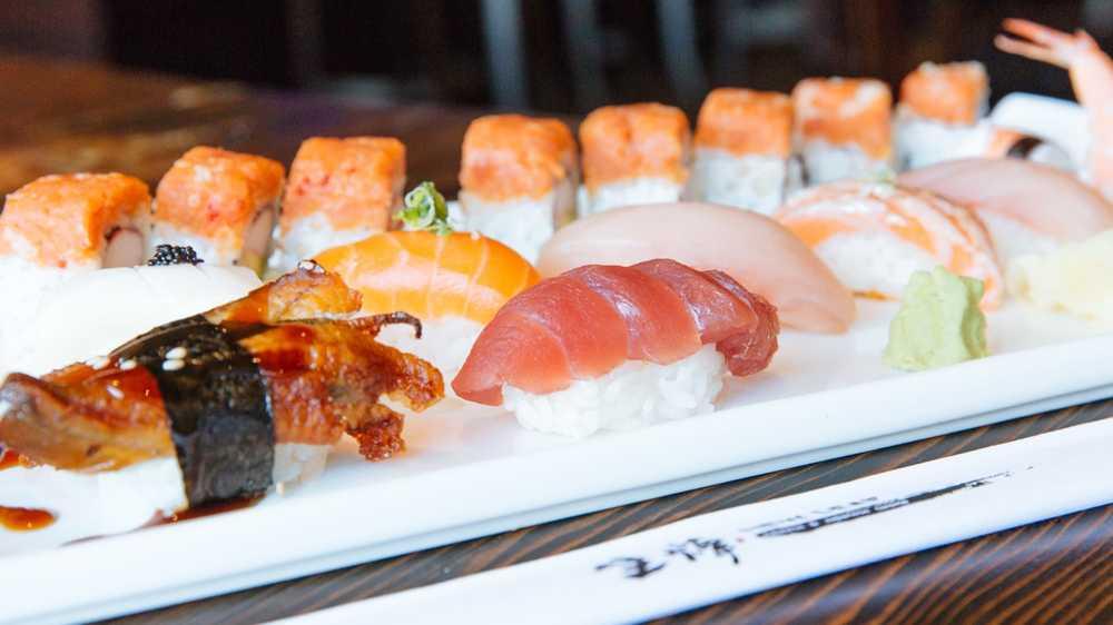 Order Sushi Dinner food online from New Leaf Chinese & Japanese Cuisine store, Philadelphia on bringmethat.com