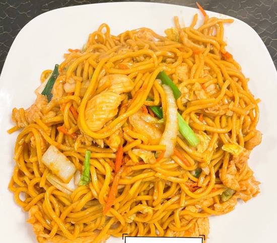 Order Chicken Lo Mein food online from China Garden store, Lincoln on bringmethat.com