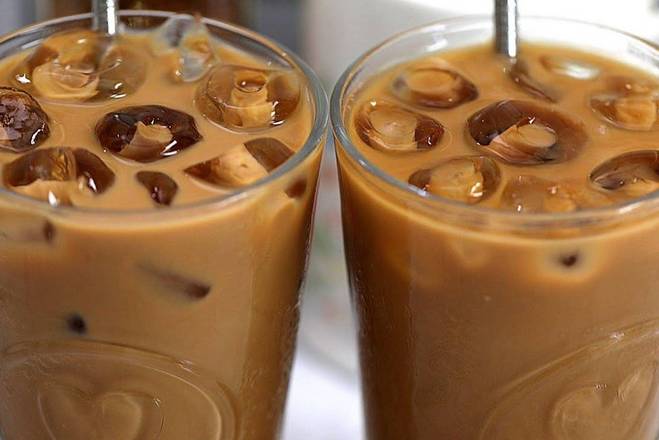 Order DECAF Iced Coffee food online from BAGELS YOUR WAY store, Medford on bringmethat.com
