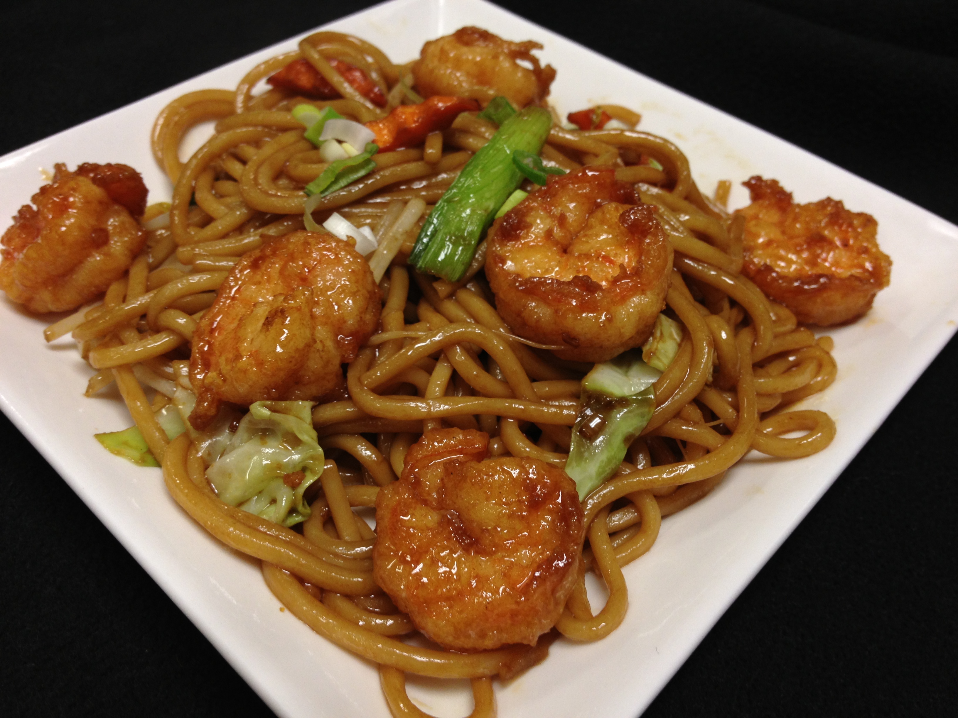Order 35. Shrimp Lo Mein food online from China Joy Restaurant store, Jacksonville on bringmethat.com