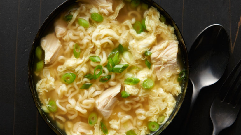 Order Chicken Noodle Soup鸡面汤 food online from Oriental Kitchen store, Philadelphia on bringmethat.com