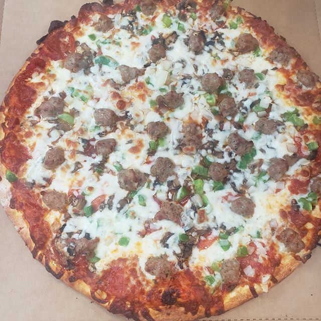 Order 10" Small Special Pizza food online from Pizza Man of Columbia Heights store, Minneapolis on bringmethat.com