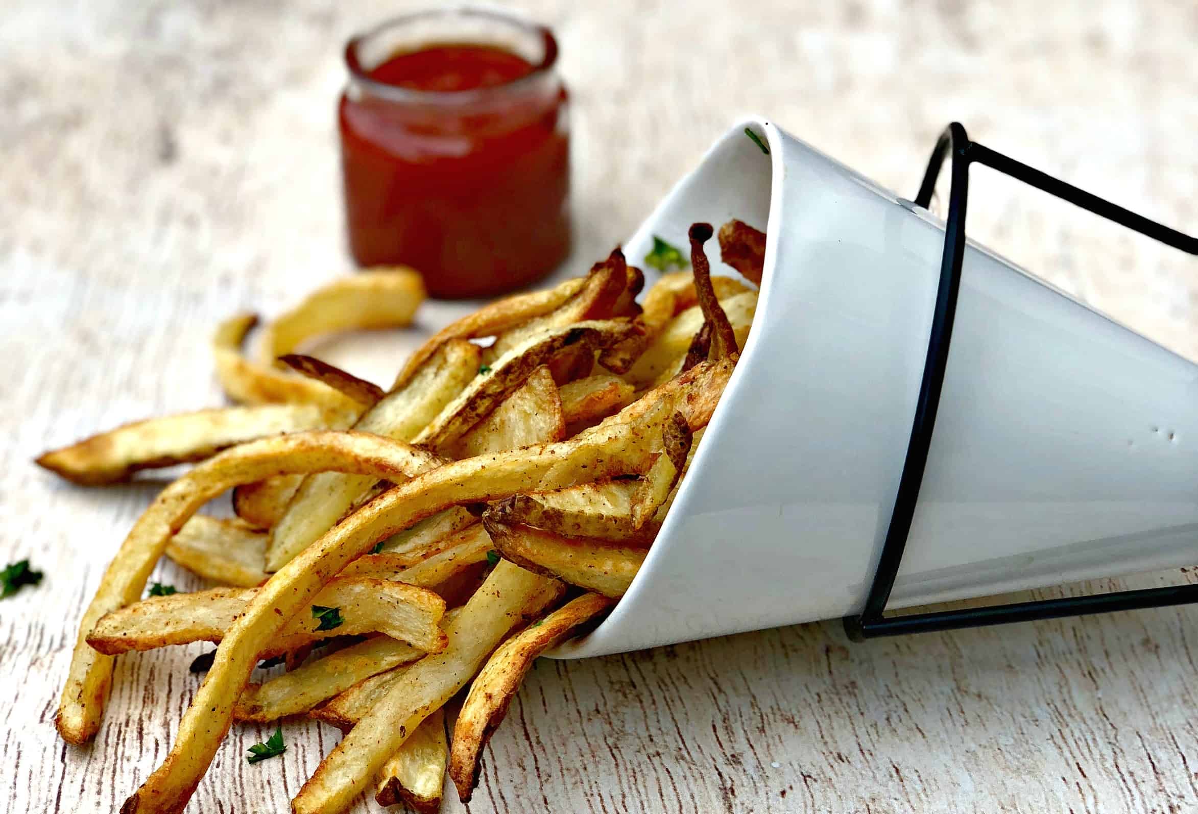 Order Basket of Fries food online from Ily Pizza store, Nashville on bringmethat.com