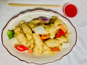 Order 75. Sweet & Sour Chicken 甜酸鸡 food online from Halal Hunan Village store, Vienna on bringmethat.com