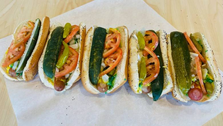 Order 5  Hot Dogs Deal food online from Av Anthony's store, Chicago on bringmethat.com