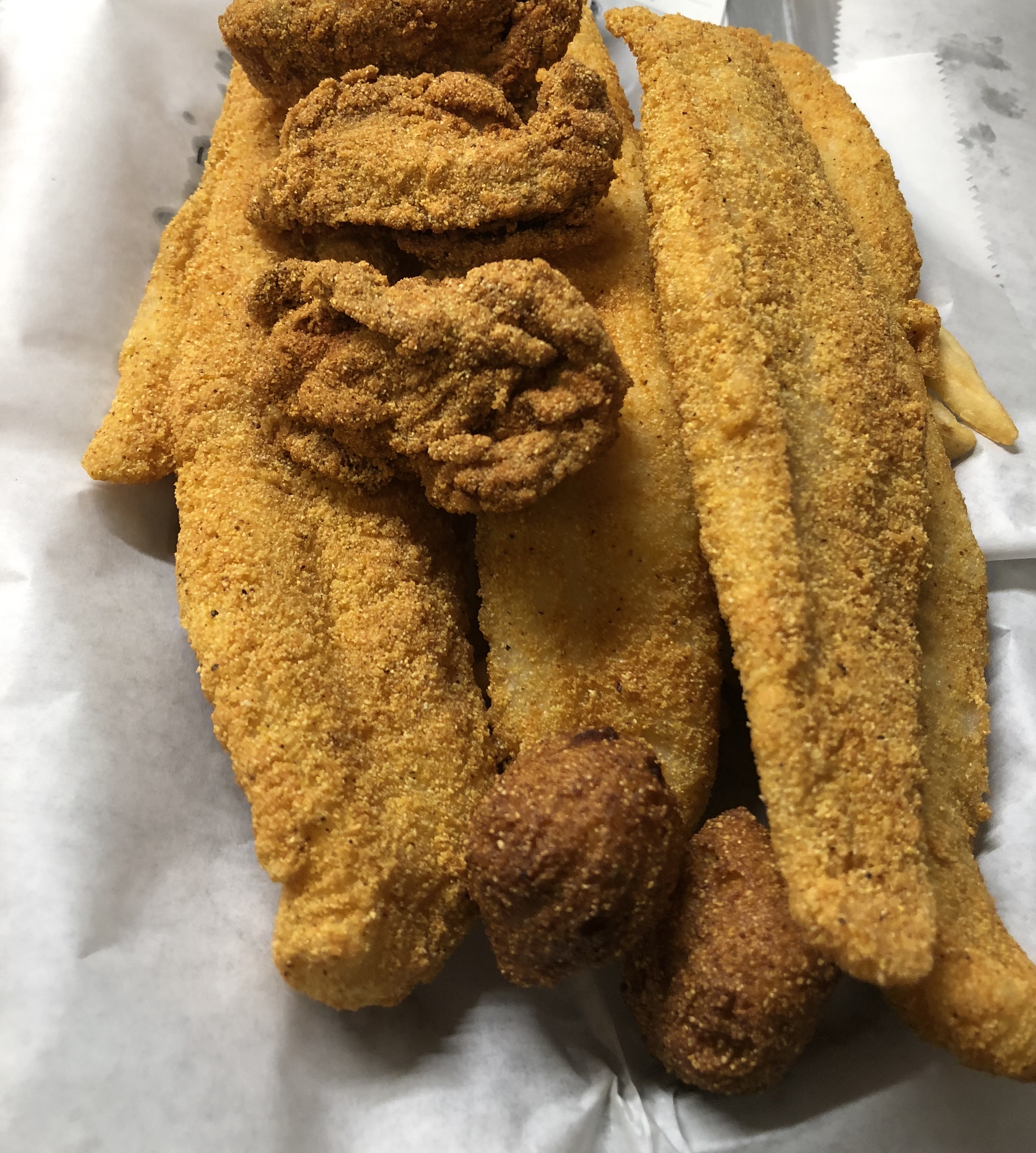 Order 3 Fish and 3 Oysters food online from Sam Southern Eatery store, Springfield on bringmethat.com