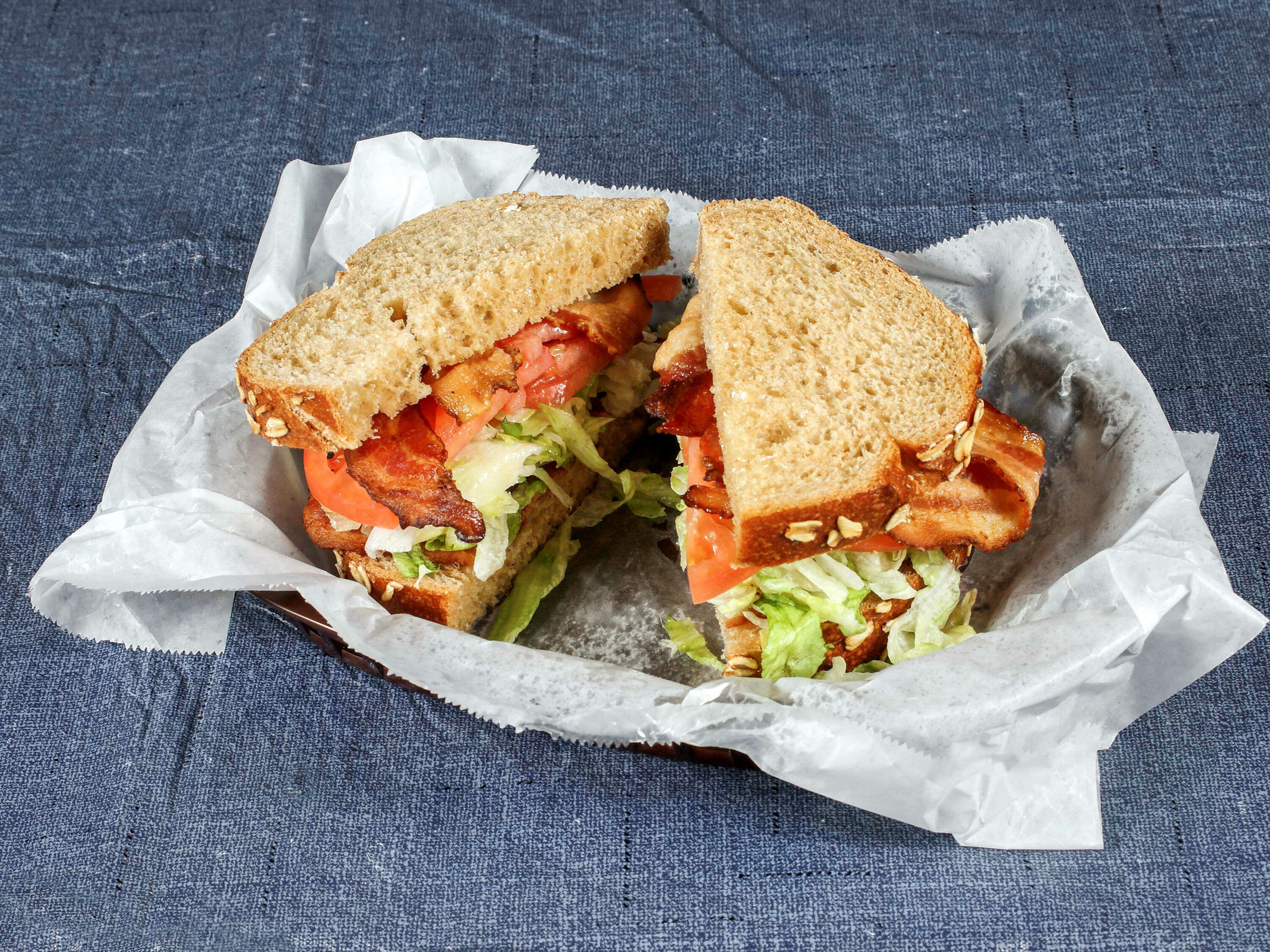 Order BLT Sandwich food online from Lee's Hoagie House of Lake Wylie store, Clover on bringmethat.com