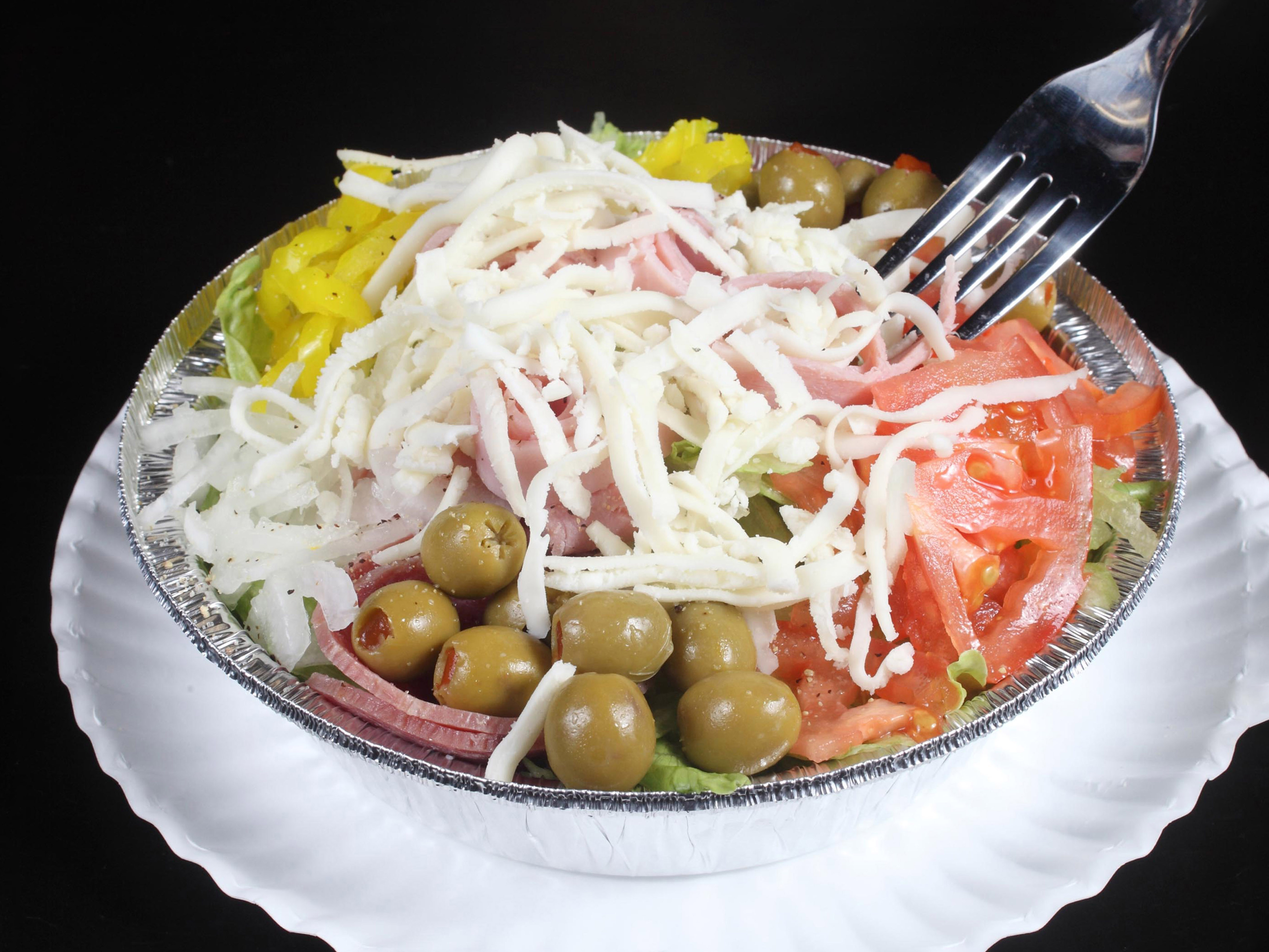 Order Italian Salad food online from Brooklyn Pizzeria store, Goldsboro on bringmethat.com