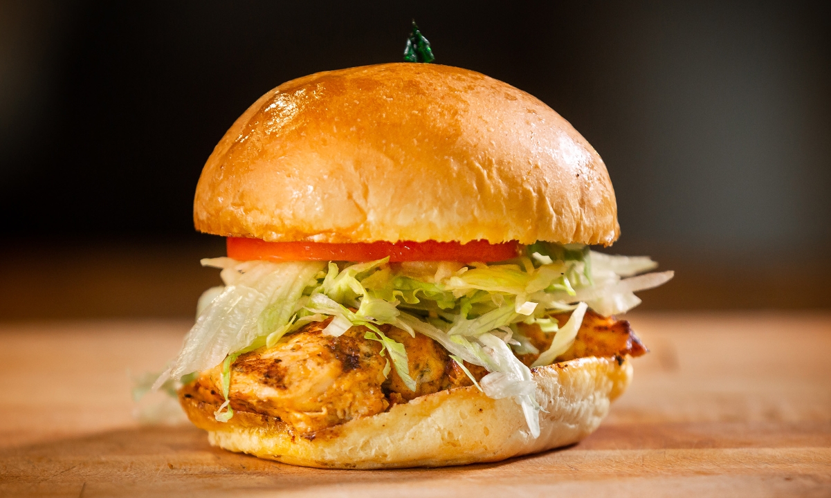 Order Char-Broiled Chicken Sandwich food online from Buckhorn Bbq store, Folsom on bringmethat.com