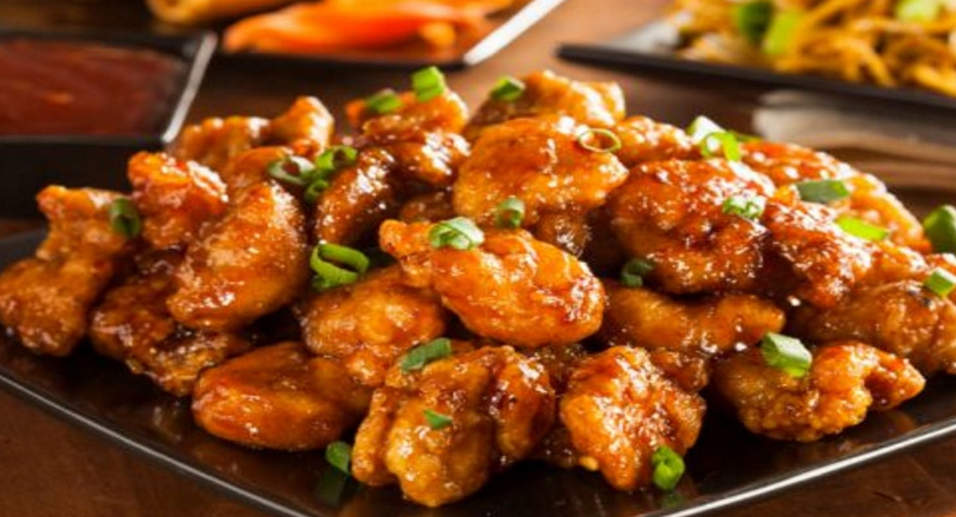 Order 258. Sweet & Sour Chicken food online from Dragon Palace II store, New Lenox on bringmethat.com