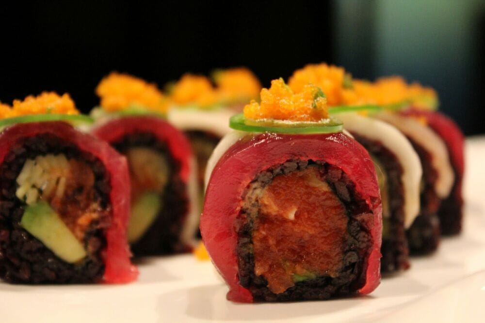 Order Tuna Gone Wild Roll food online from Agami Contemporary Sushi store, Chicago on bringmethat.com