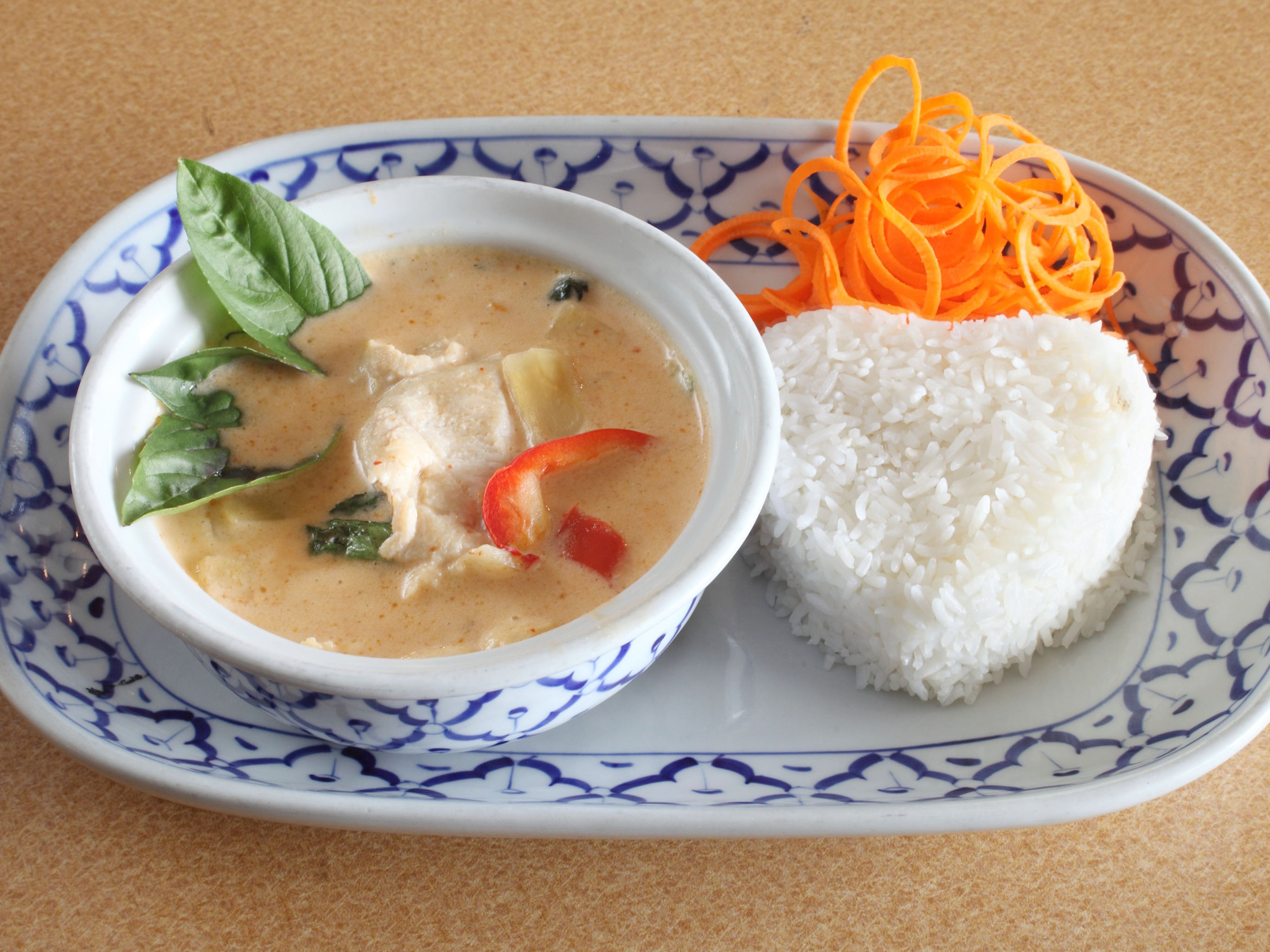 Order Red Curry Dinner food online from Thai Jing store, Greenville on bringmethat.com