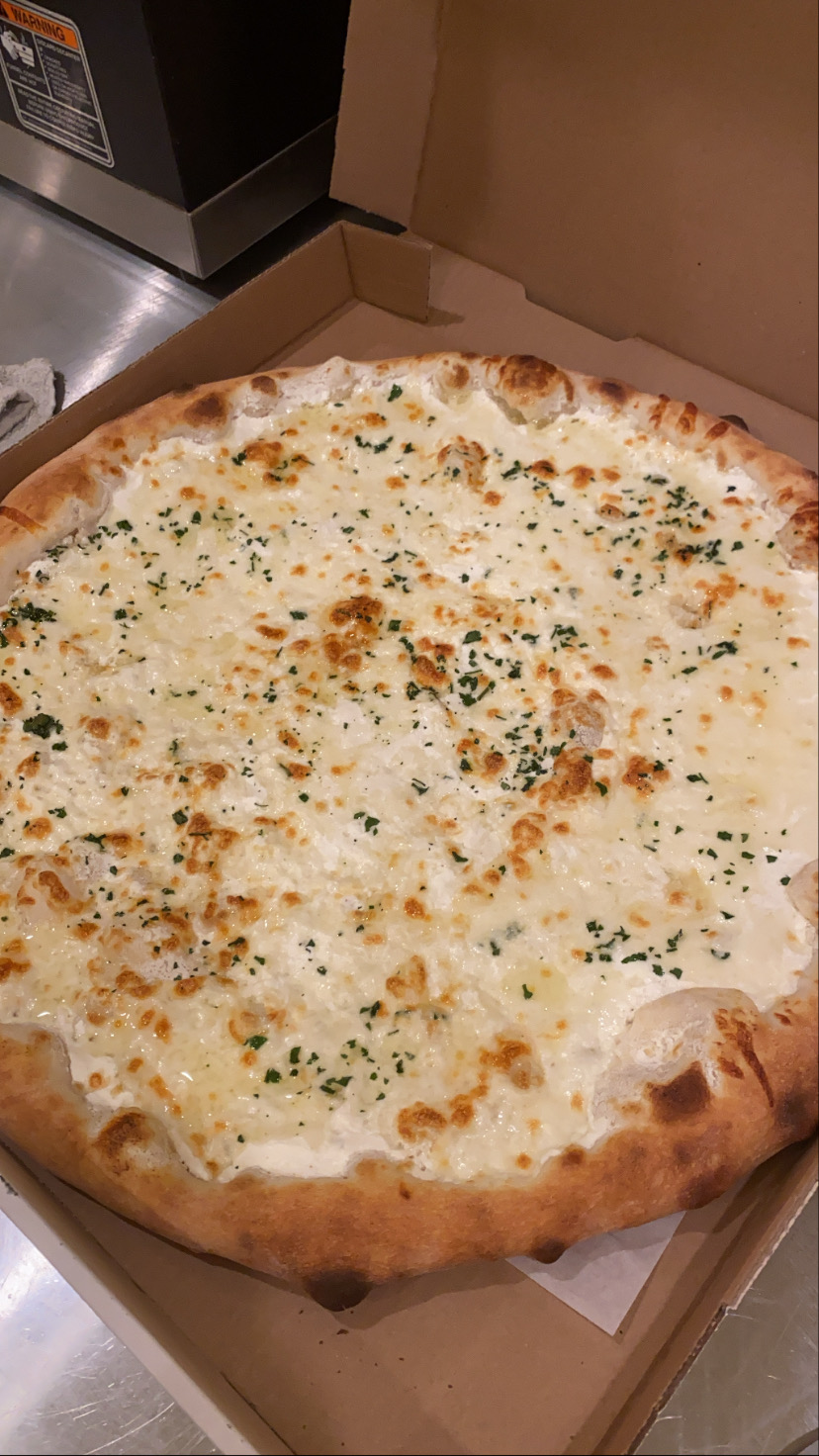 Order White pizza  food online from Nola Mia Gelato Cafe store, New Orleans on bringmethat.com