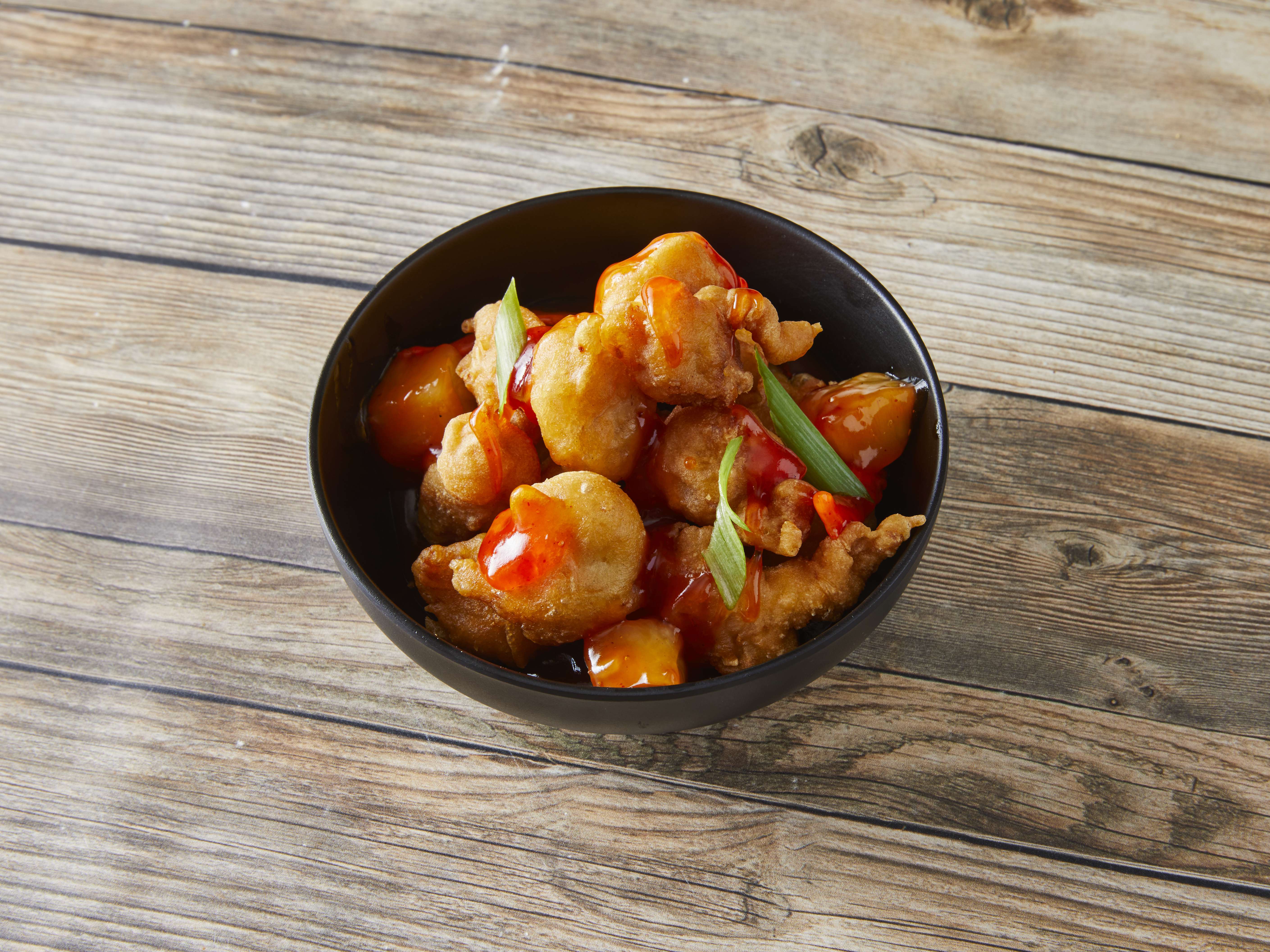Order 108. Sweet and Sour Chicken food online from Red Dragon store, Elmhurst on bringmethat.com