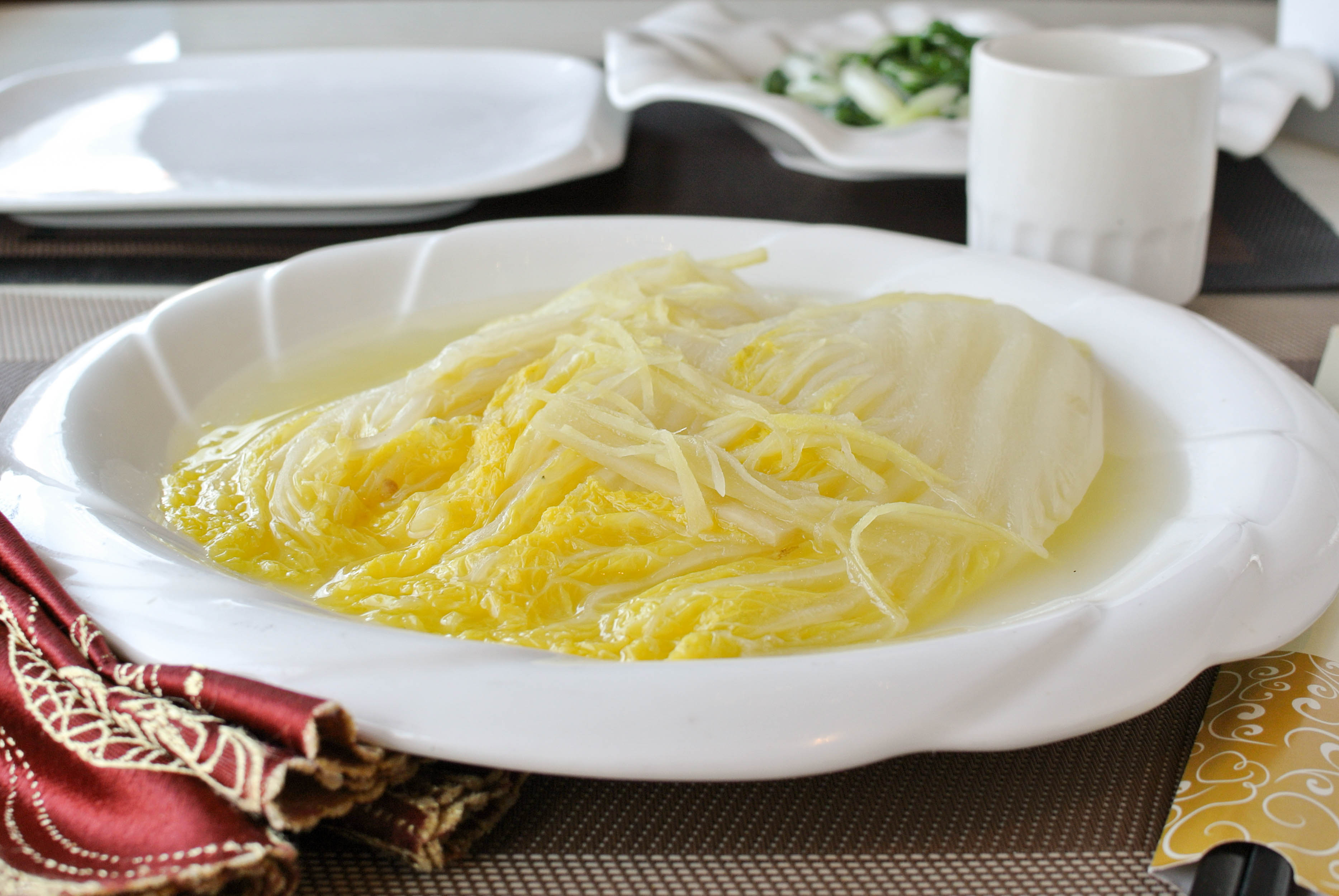 Order Boiled Napa Cabbage 開水白菜 food online from Fey Restaurant store, Menlo Park on bringmethat.com