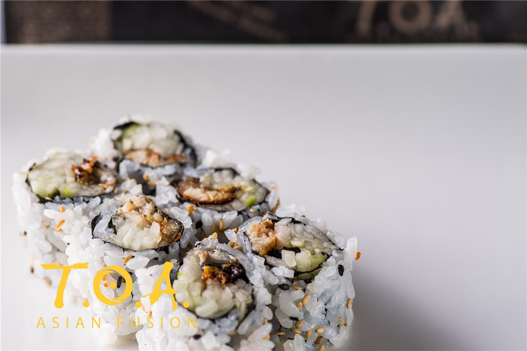 Order Eel Cucumber Roll food online from Toa Asian Fusion store, Farmingdale on bringmethat.com