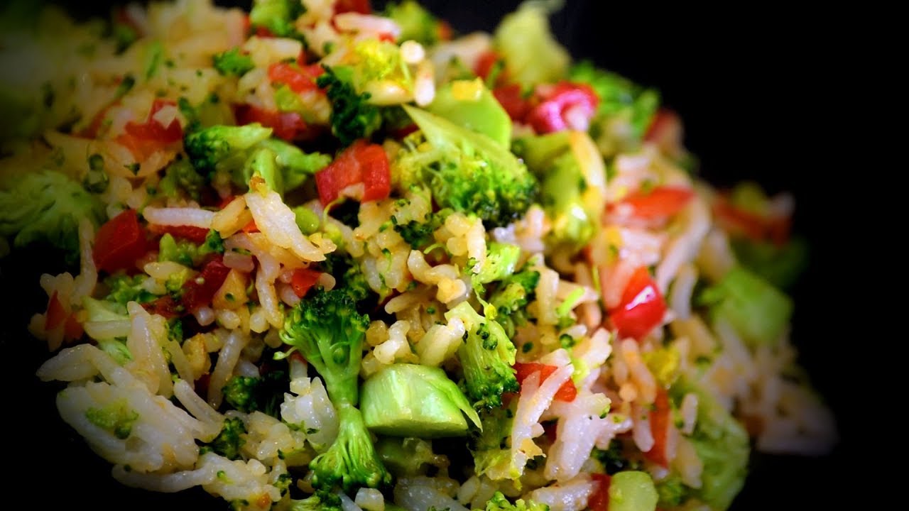 Order 92. Vegetable Fried Rice food online from Mayflower Chinese store, Capitola on bringmethat.com