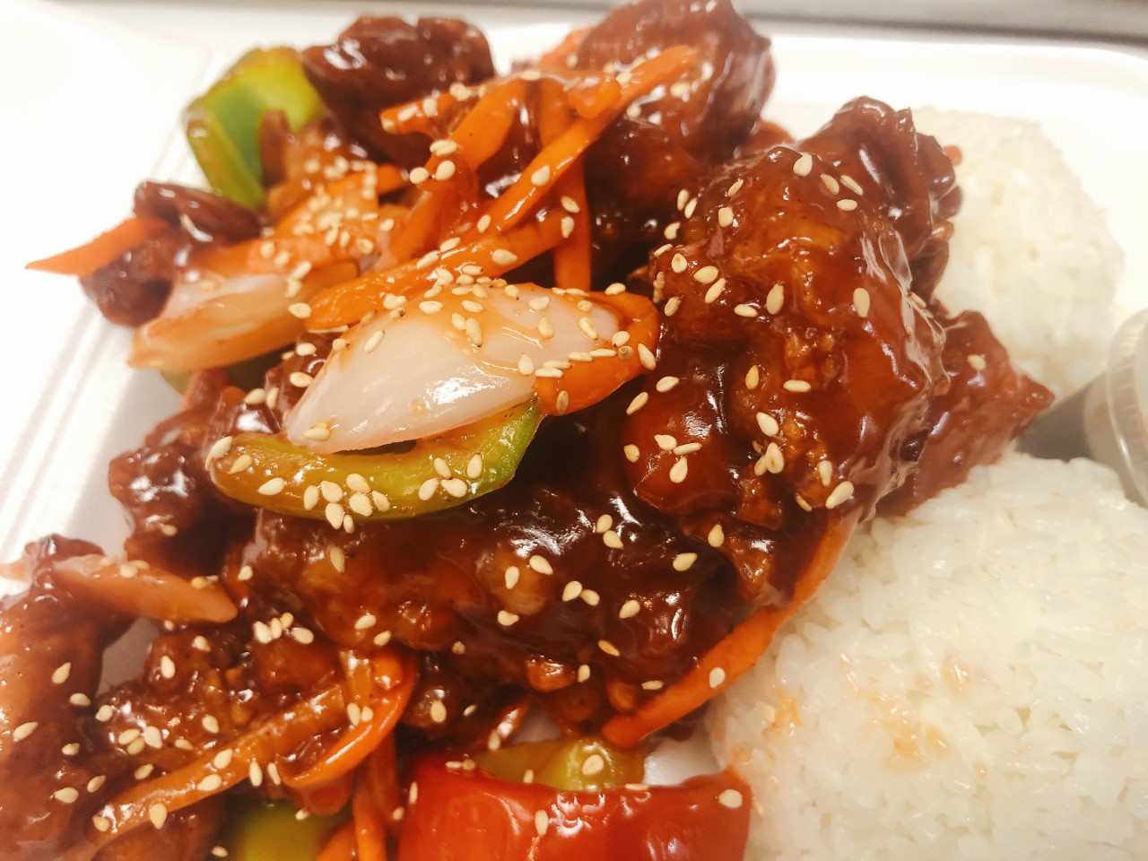 Order Sweet and Sour Chicken food online from Teriyaki Time store, Lynnwood on bringmethat.com