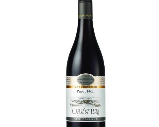 Order OYSTER BAY PINOT NOIR, 750mL wine (14.0% ABV) food online from Cold Spring Liquor store, Liberty Hill on bringmethat.com