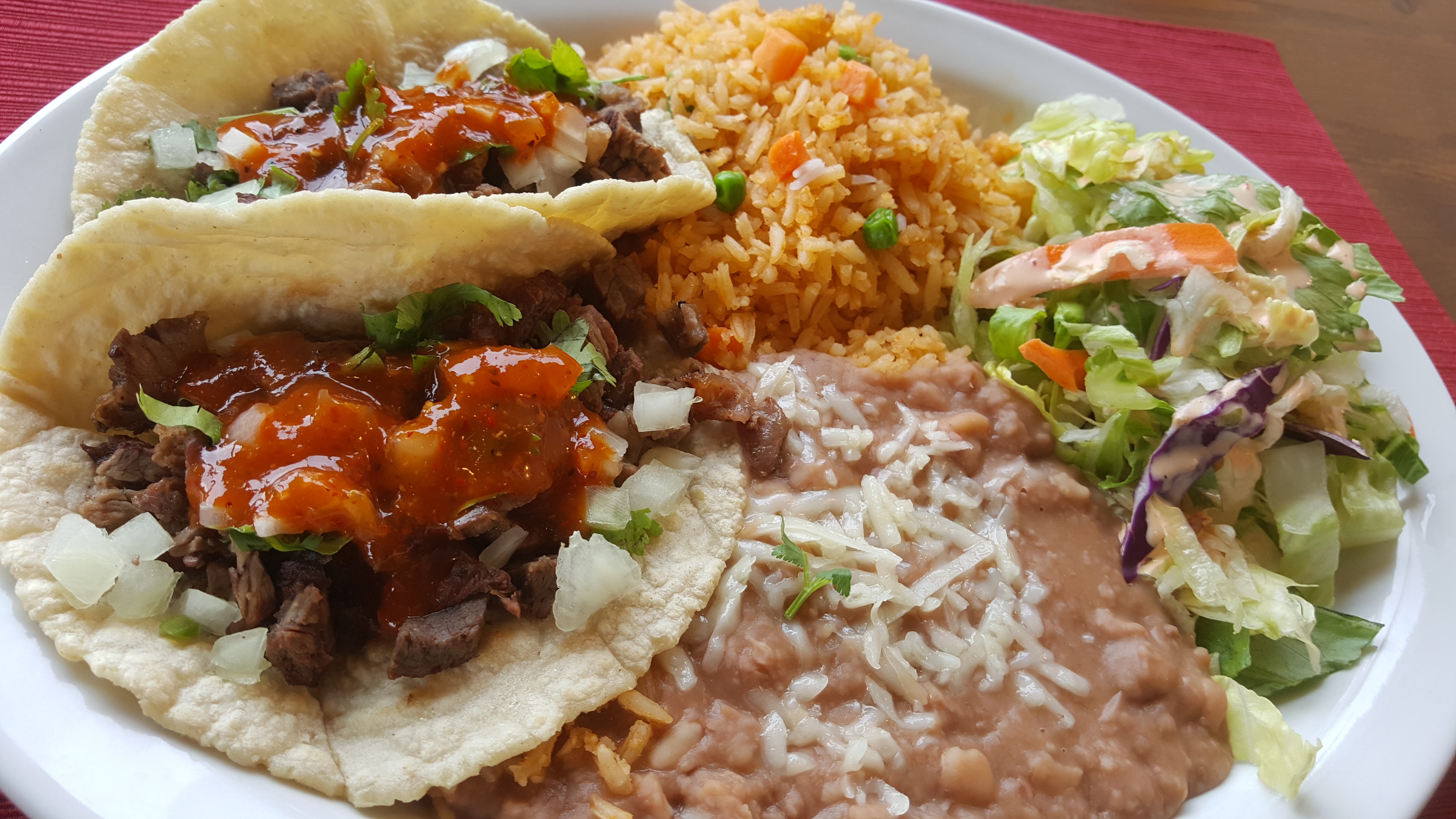 Order 2 Tacos Plate food online from Ruben Mariscos & Mexican Grill store, Apple Valley on bringmethat.com