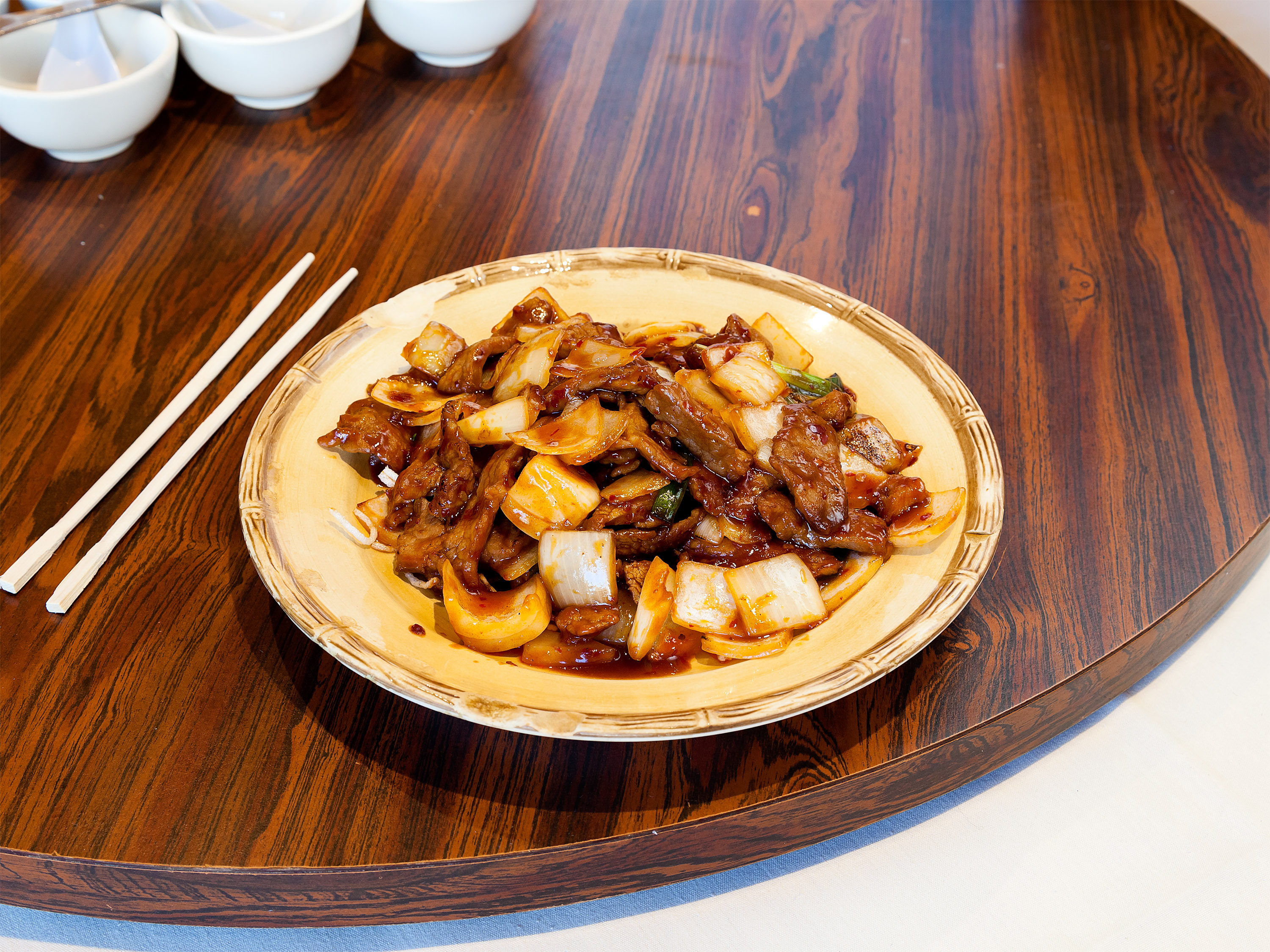 Order Mongolian Beef 蒙牛 food online from New Emmy's Restaurant store, San Francisco on bringmethat.com
