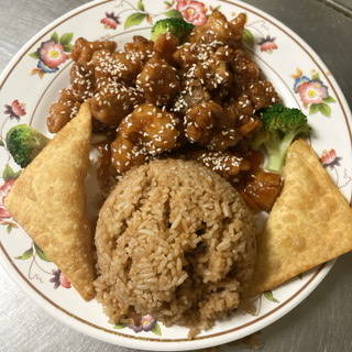 Order Sesame Chicken Combo Plate food online from China Wok store, Colorado Springs on bringmethat.com