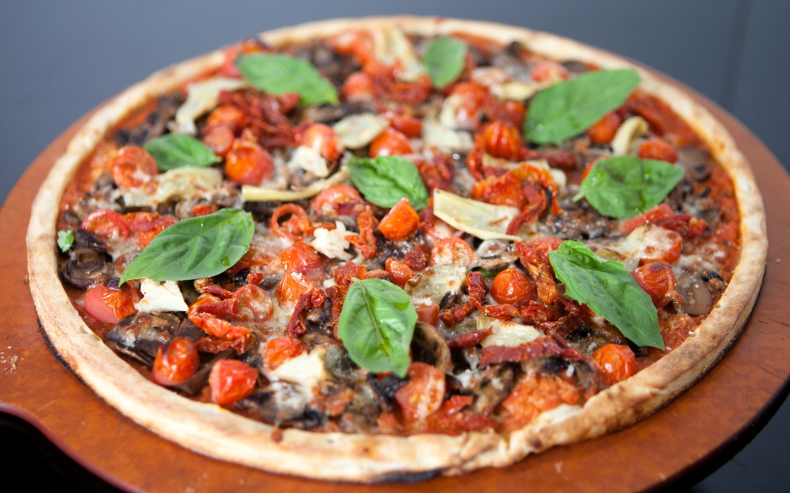 Order Veggie food online from Sampa Pizza store, Lomita on bringmethat.com