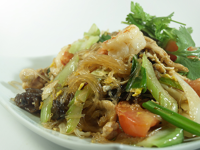 Order Pad Woon Sen food online from Sa Ung Thai Restaurant store, Harbor City on bringmethat.com