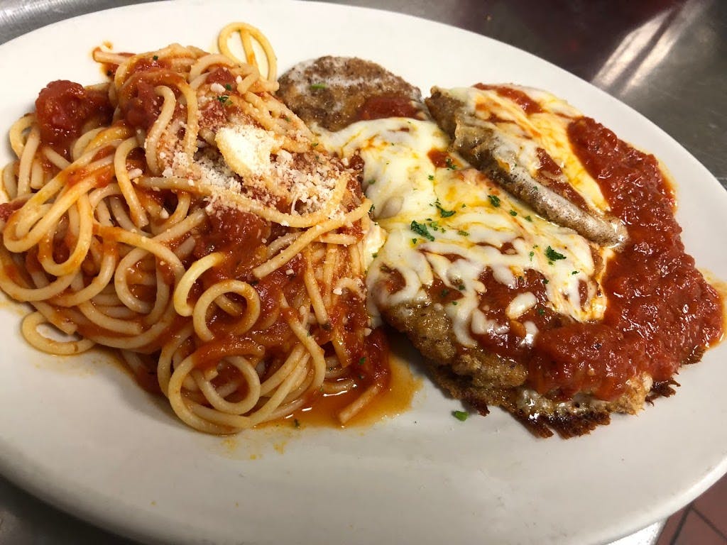 Order Pollo Parmigiano - Entree food online from Joes Italian Cafe store, Addison on bringmethat.com
