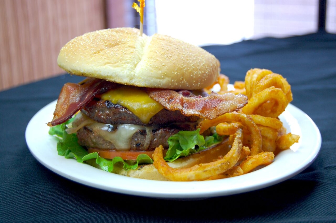 Order Double Down food online from Ryan Sports Grill store, Fort Collins on bringmethat.com