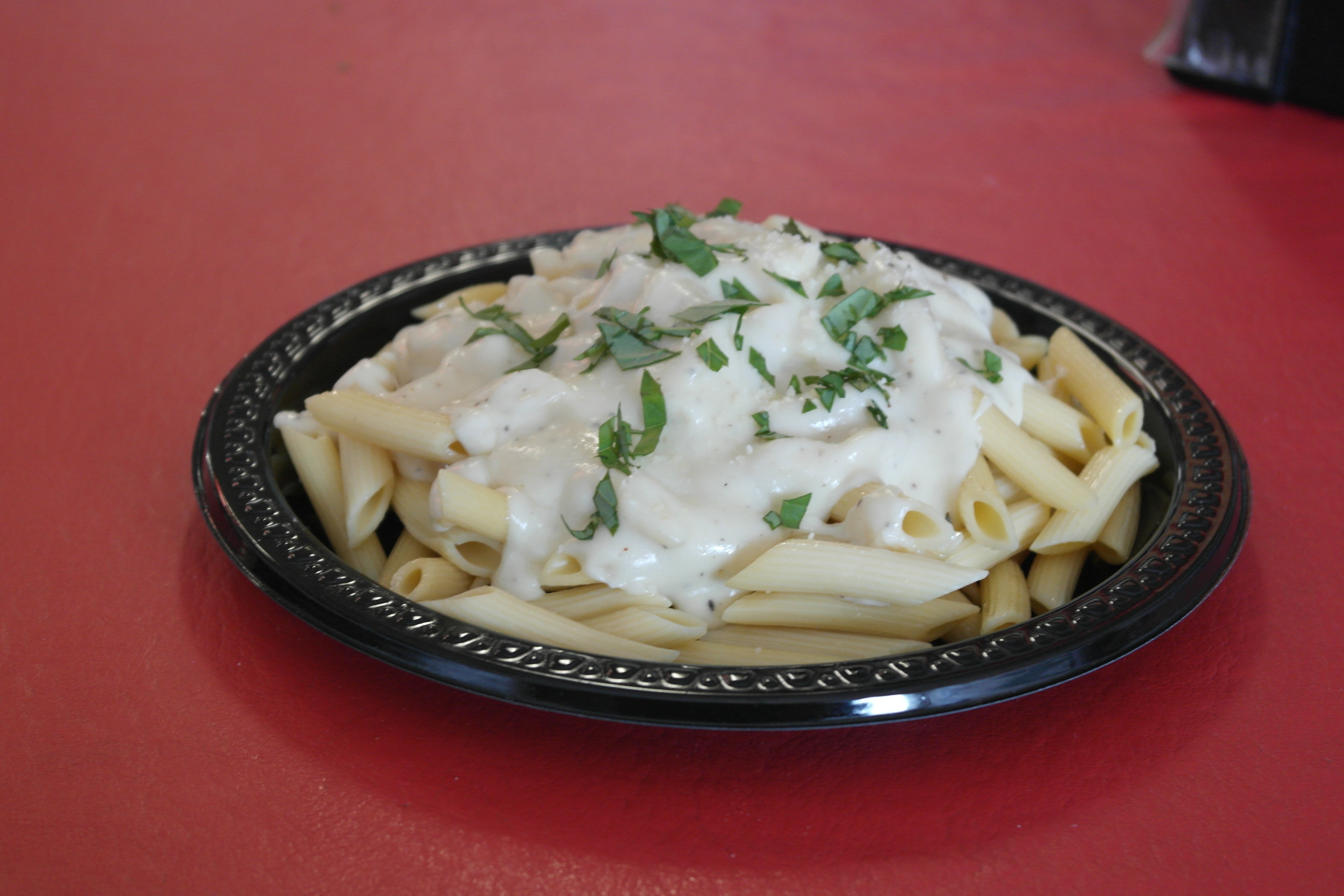 Order Baked Penne Alfredo with Cheese - Pasta food online from Fratelli Ny Pizza store, Canoga Park on bringmethat.com