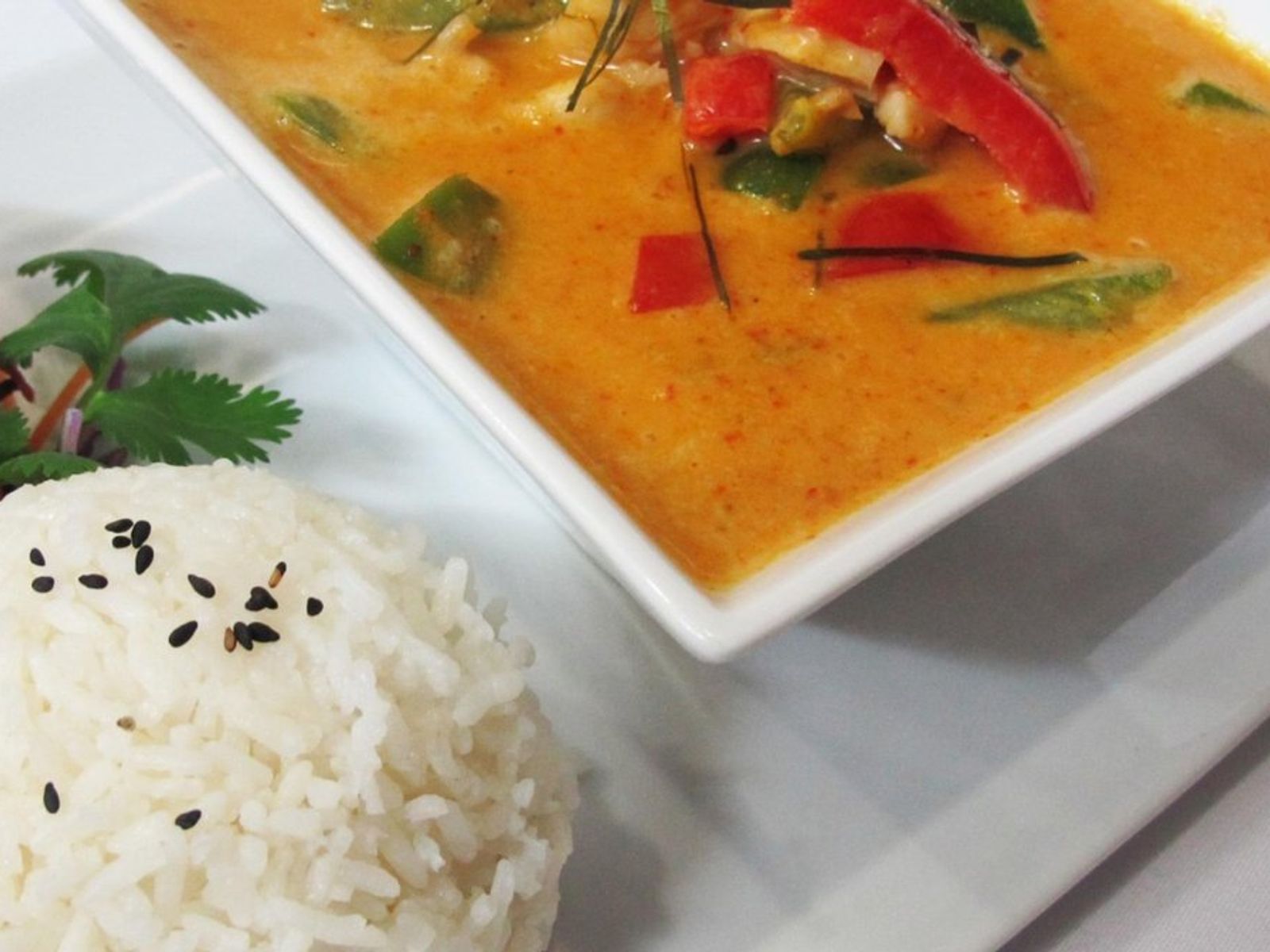 Order PANANG CURRY food online from Pinto Urban Thai Diner store, Richardson on bringmethat.com