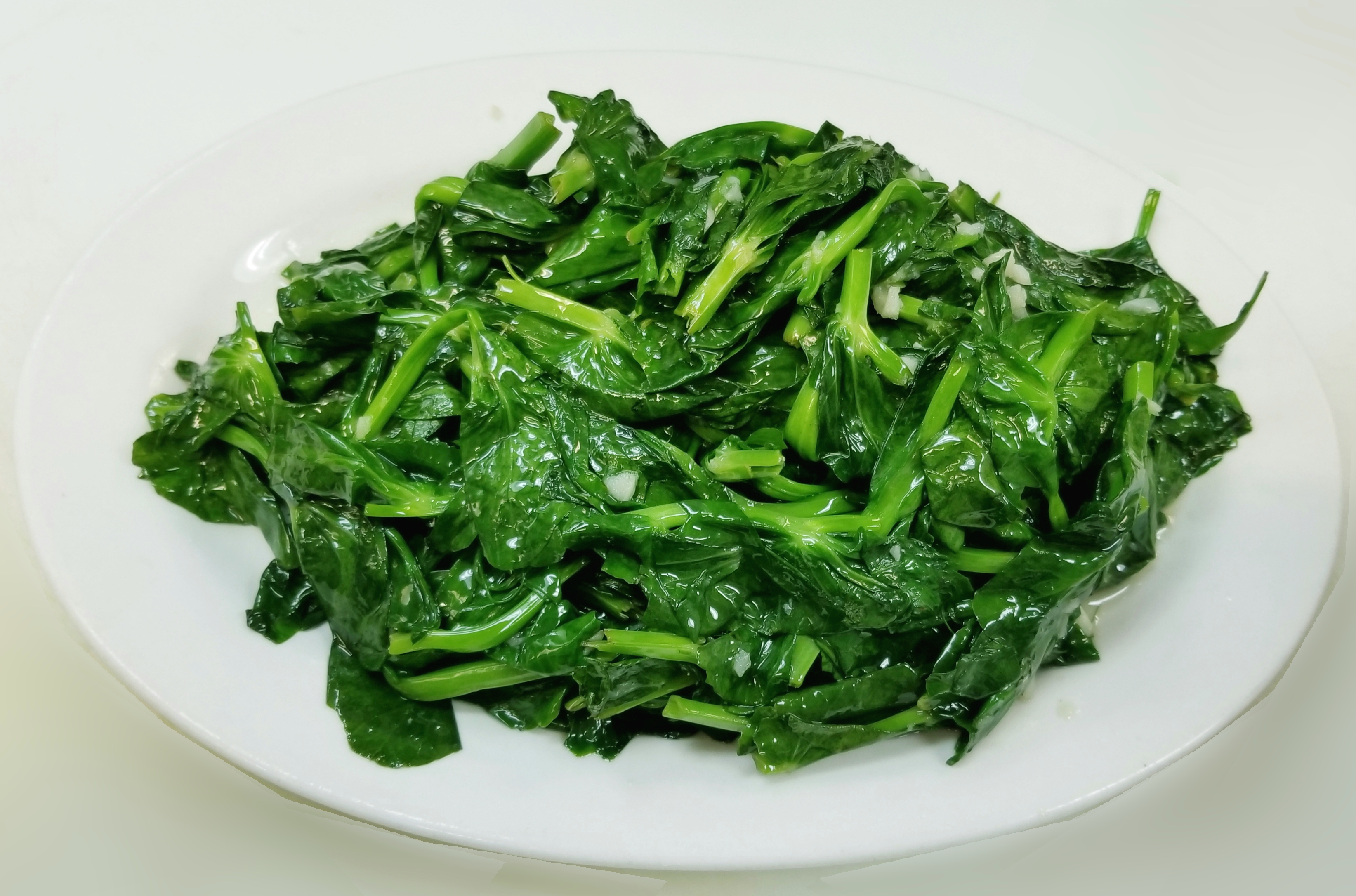 Order 522. Large Snowpea Leaves in Garlic Sauce food online from Thien Hoang Restaurant store, Portland on bringmethat.com