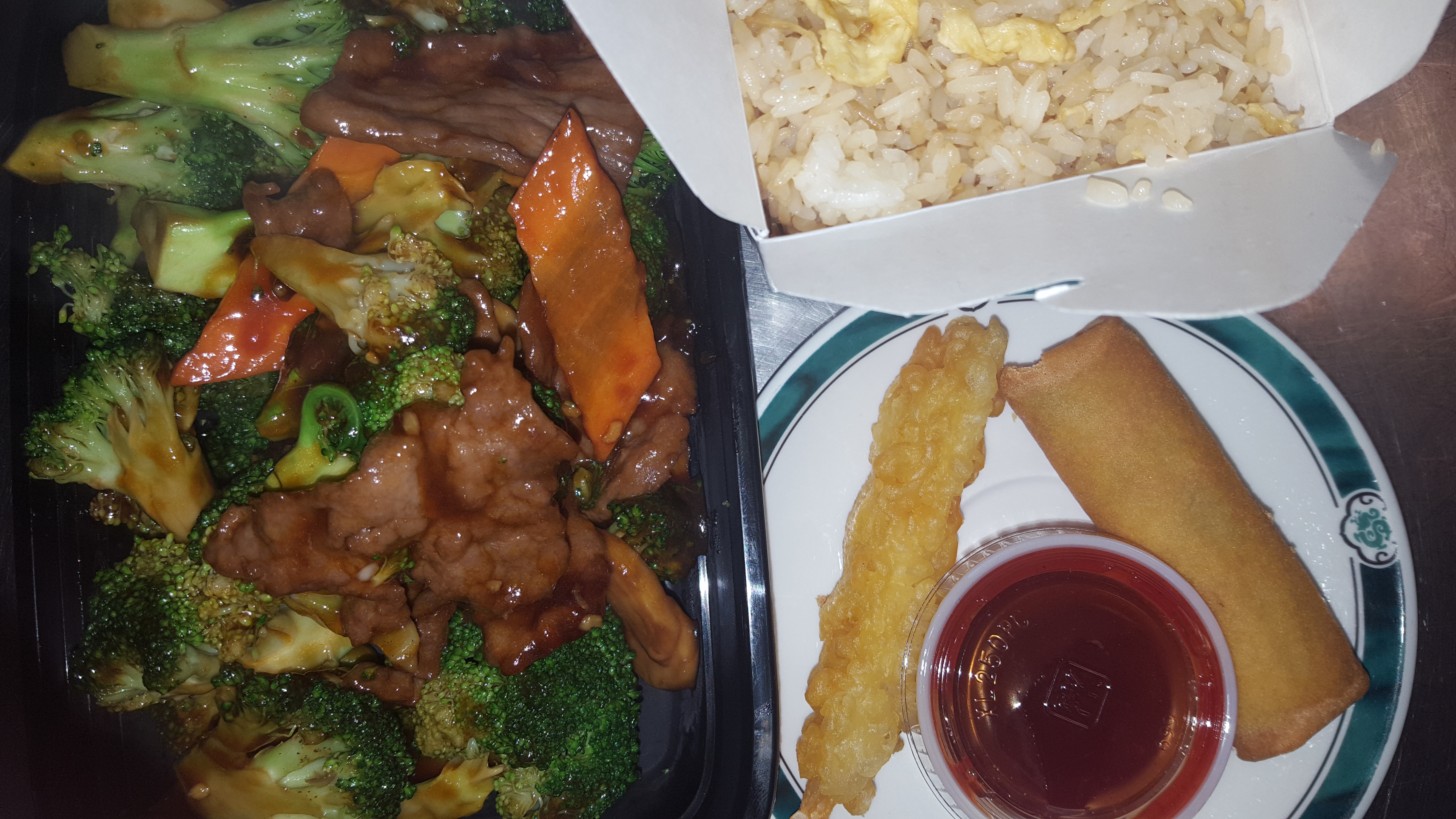 Order CD7. Beef and Broccoli Dinner food online from 88 Chinese & Sushi Sherman Oaks store, Van Nuys on bringmethat.com