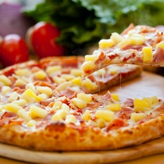 Order Large Hawaiian Pizza food online from New York Pizza & Family Restaurant store, Tannersville on bringmethat.com