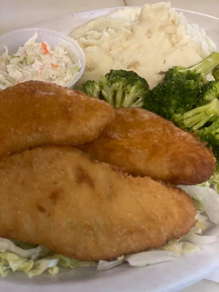 Order Corona Fish & Chips - Entree food online from New Park Tavern store, East Rutherford on bringmethat.com