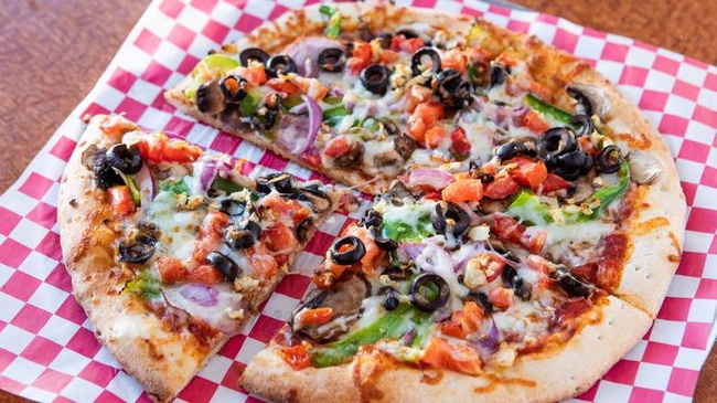Order Veggie Pizza food online from New York Pizza store, Palo Alto on bringmethat.com