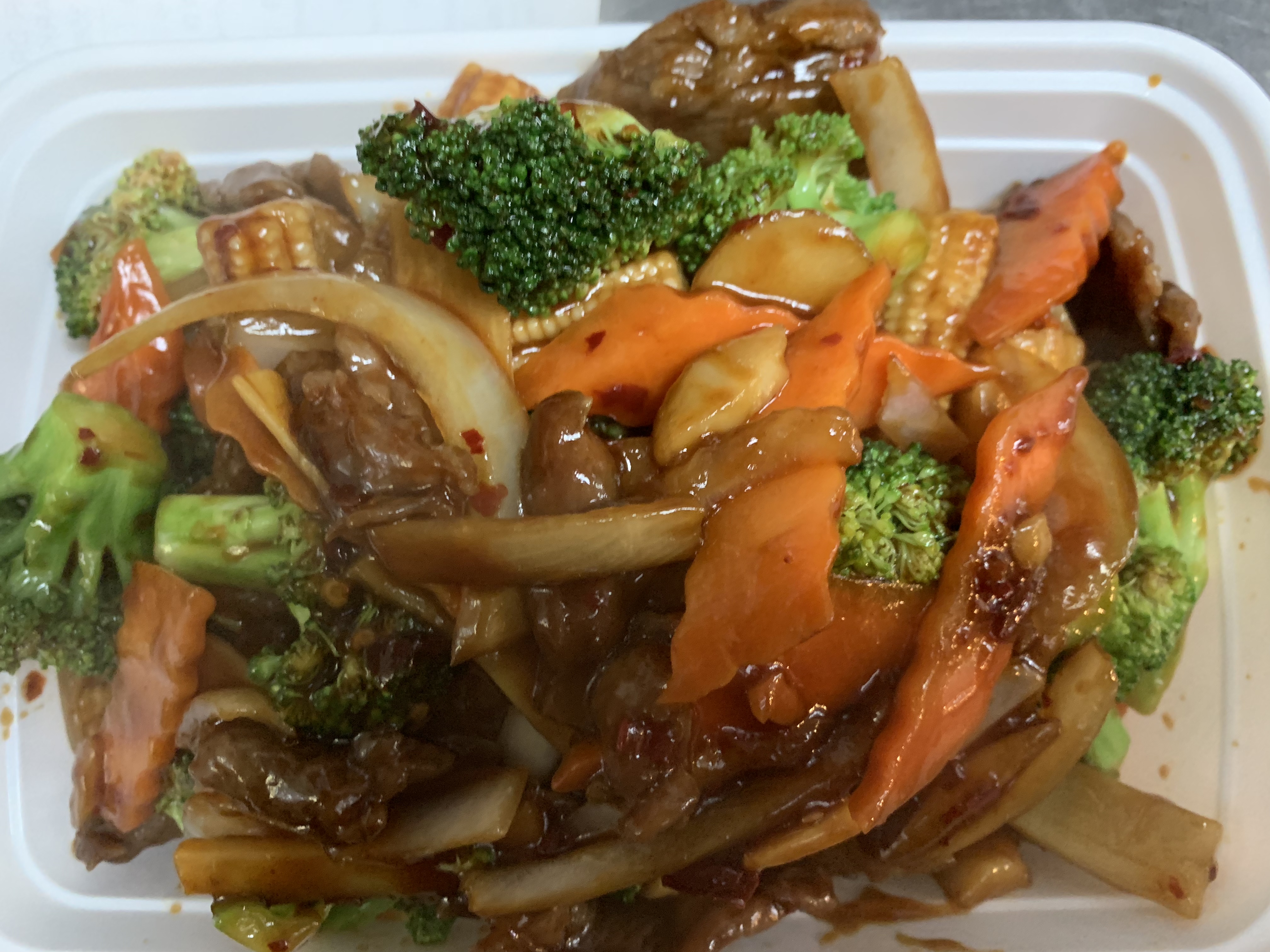 Order Beef with Szechuan Style food online from Jade House store, Fort Lee on bringmethat.com