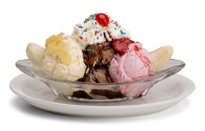 Order Rob's Banana Split food online from Leatherby Family Creamery store, Draper on bringmethat.com