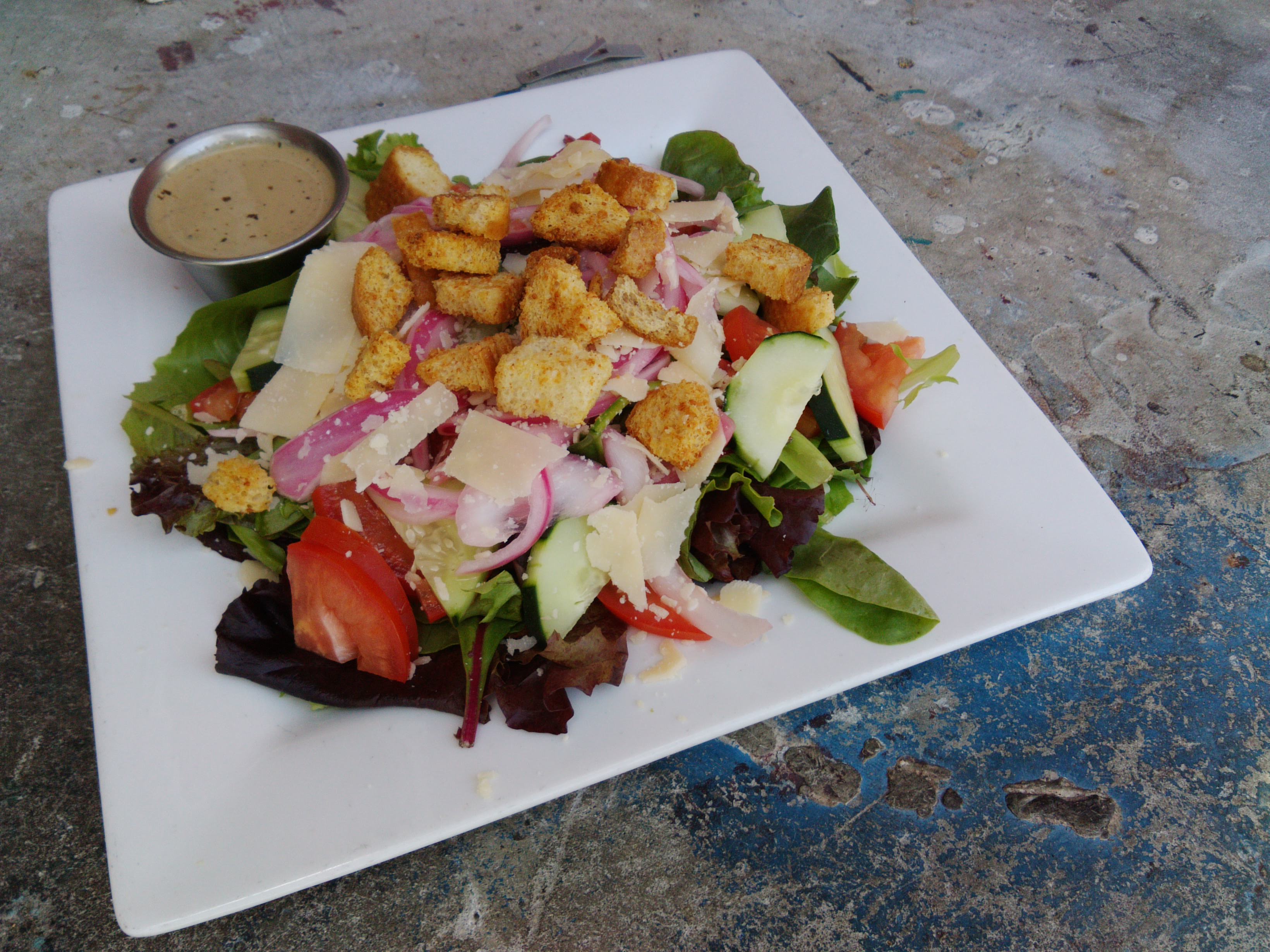 Order Mixed Green Salad food online from Sd Taproom store, San Diego on bringmethat.com