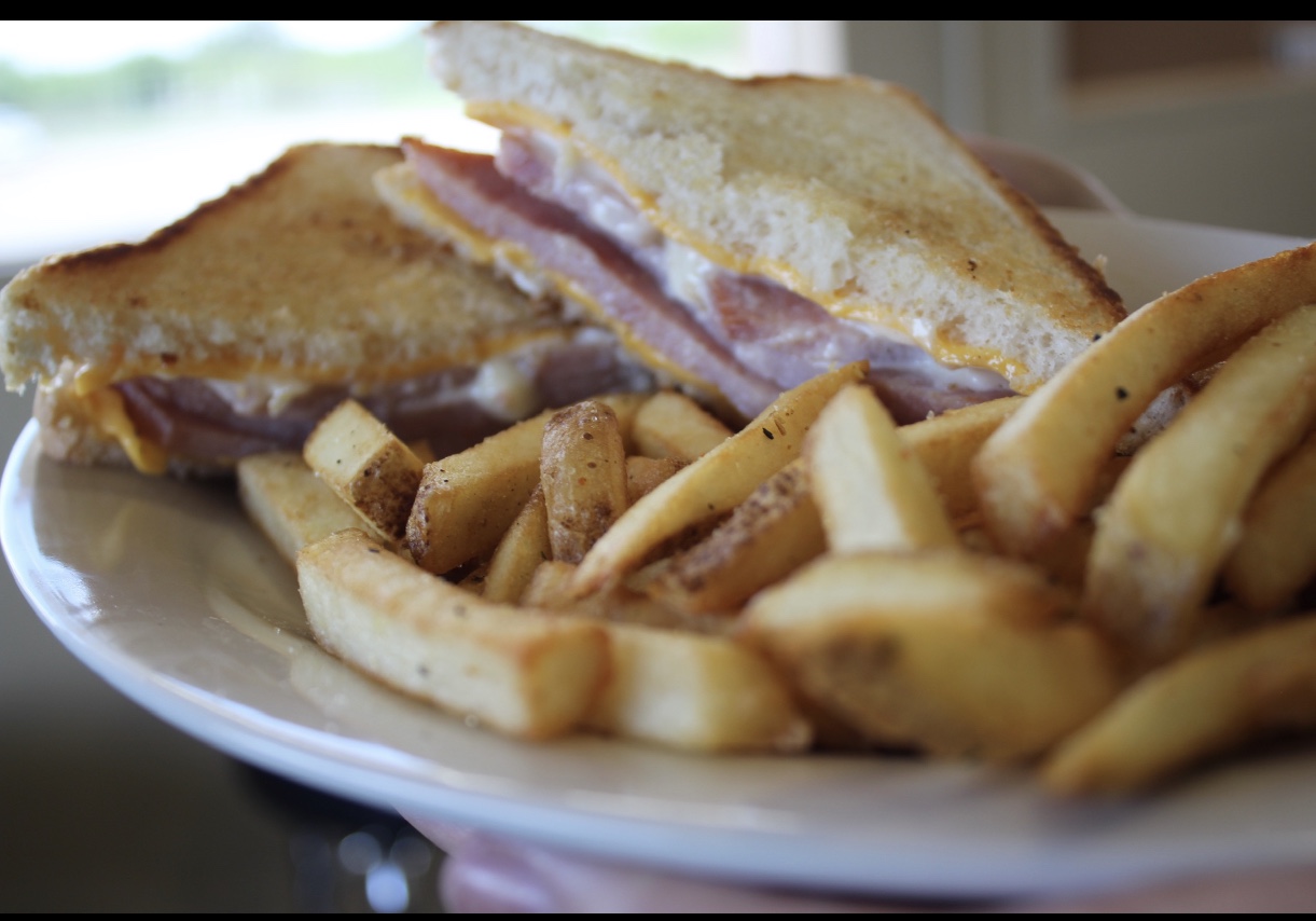 Order Grilled Ham and Swiss Cheese Sandwich food online from Texas Flaming Grill store, Abilene on bringmethat.com