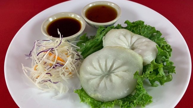 Order 9. Gui Chai (Chive Dumpling) food online from Sa-Bai Thong Thai Cuisine store, Madison on bringmethat.com