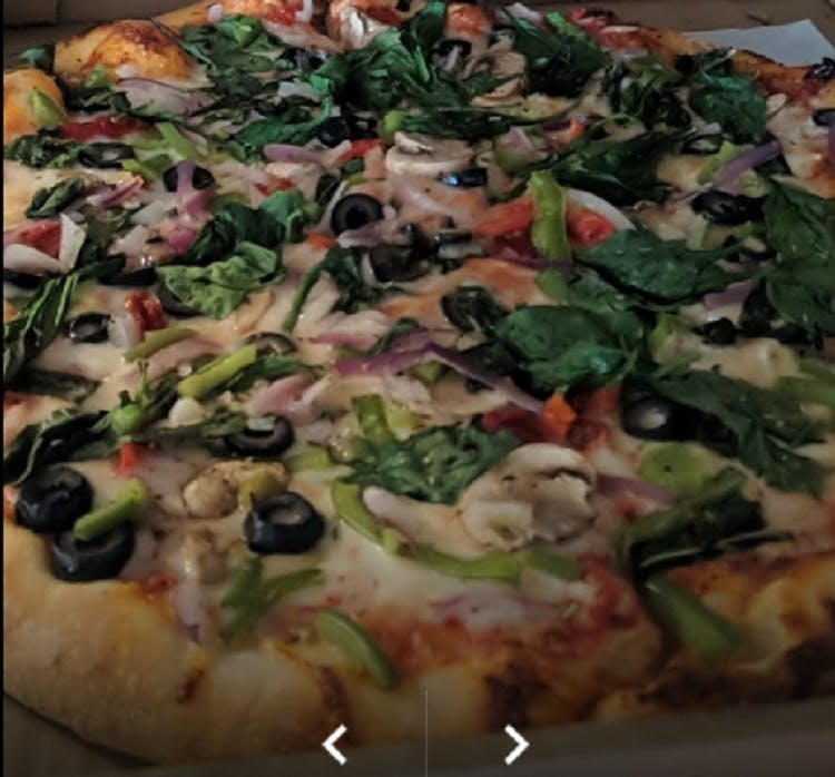 Order Fatty'z Veggie Supreme Pizza - Medium 12'' food online from Fatty'z Pizza store, Mountain Home on bringmethat.com