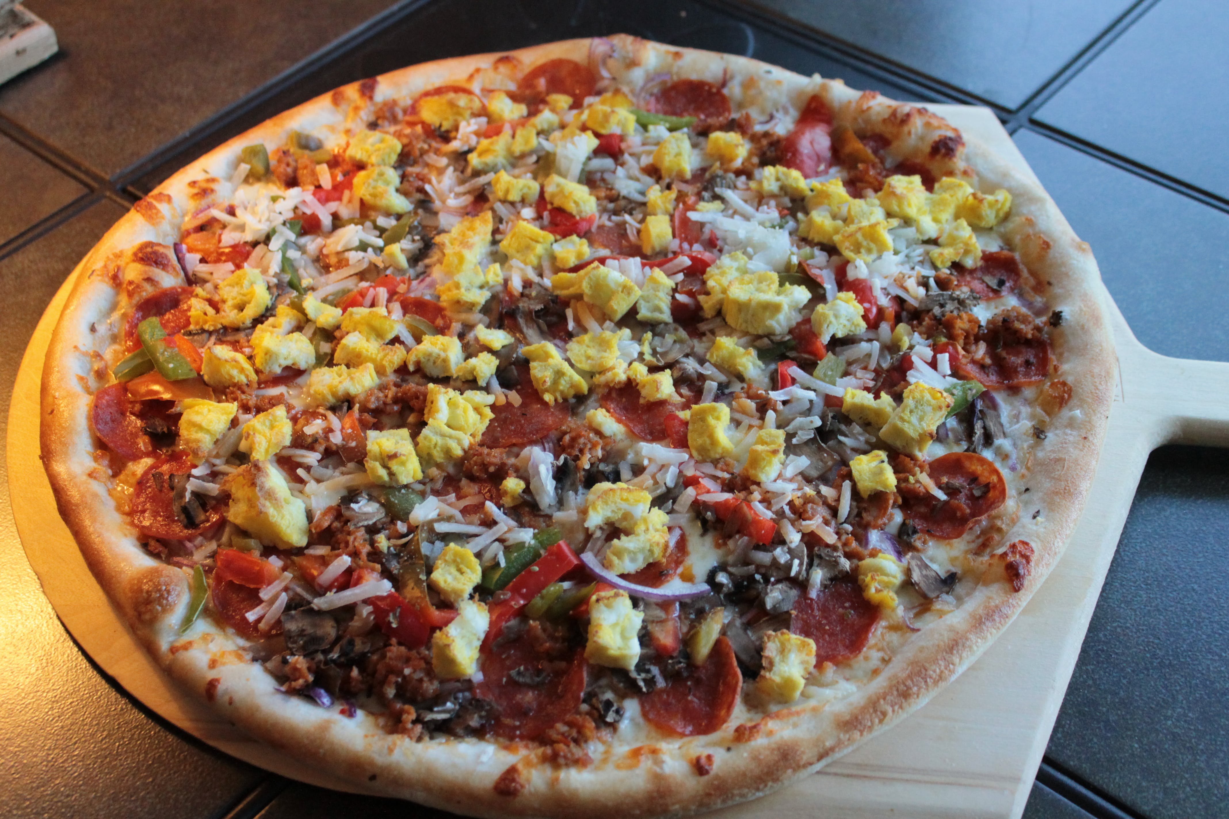 Order Fretta Pizza - MediumMedium 14" food online from The Dough Boy's Pizzeria store, Baldwinsville on bringmethat.com