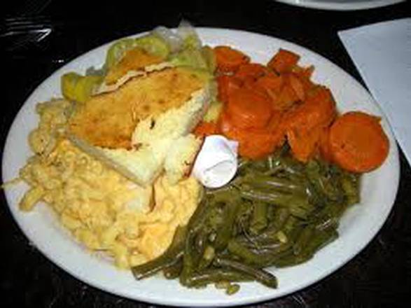 Order Veggie Plate food online from Lee's Kitchen store, Raleigh on bringmethat.com