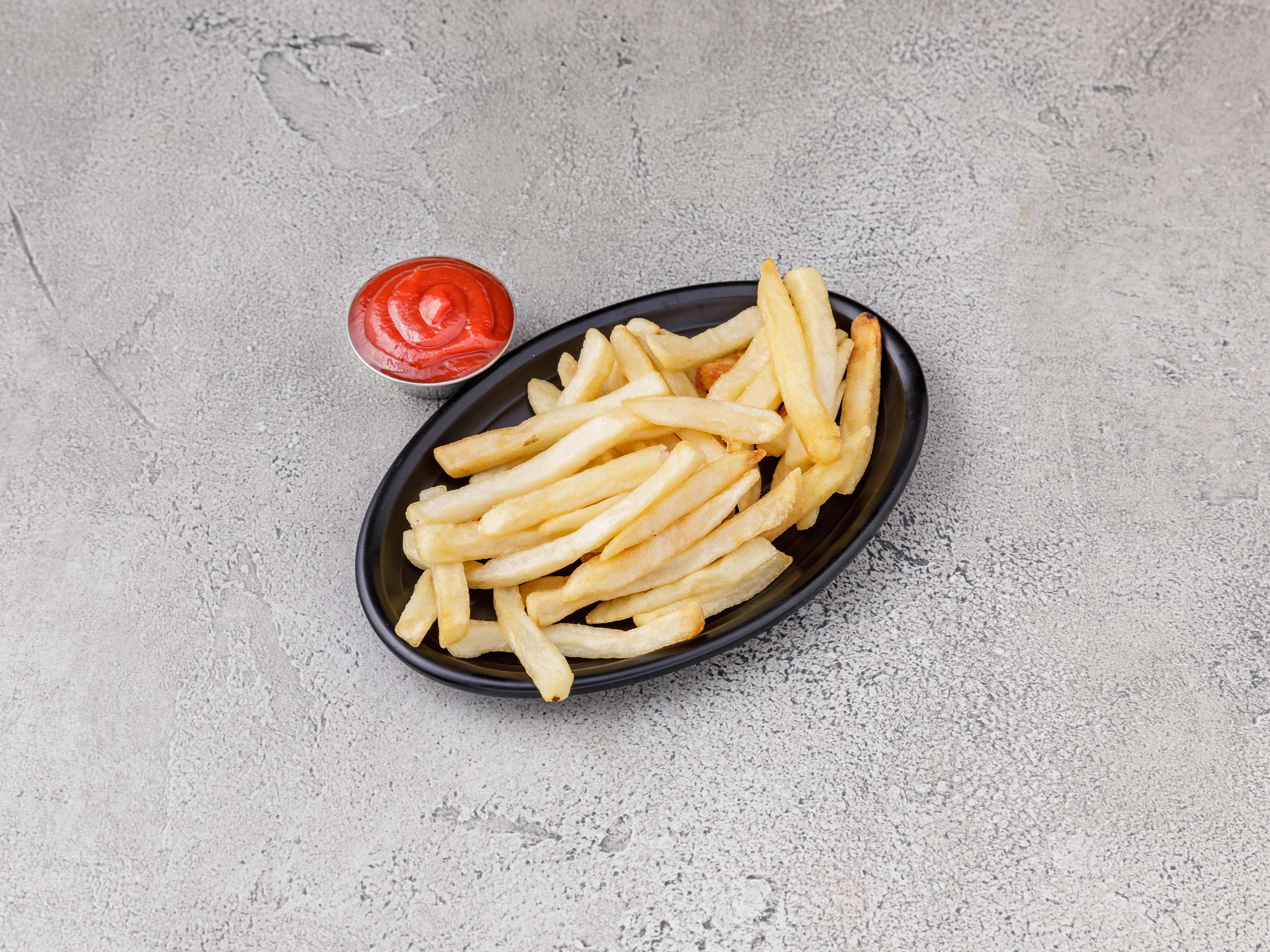 Order French Fries food online from Wings Things & Pizza store, Severn on bringmethat.com