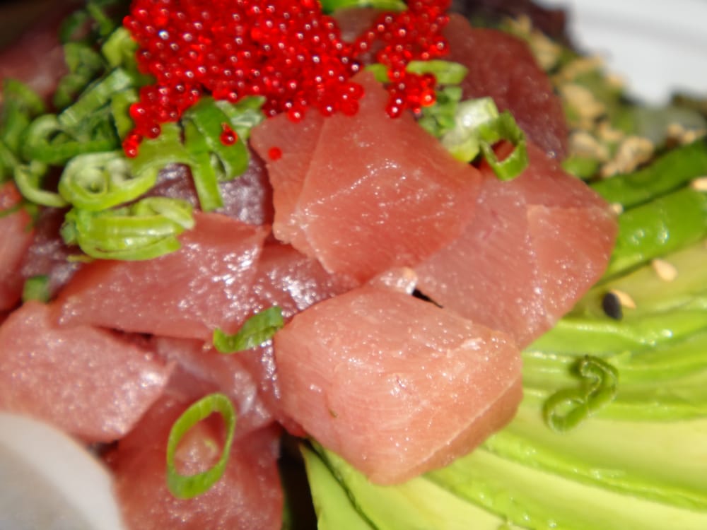 Order Tuna Avocado Salad food online from Ocha store, Stamford on bringmethat.com