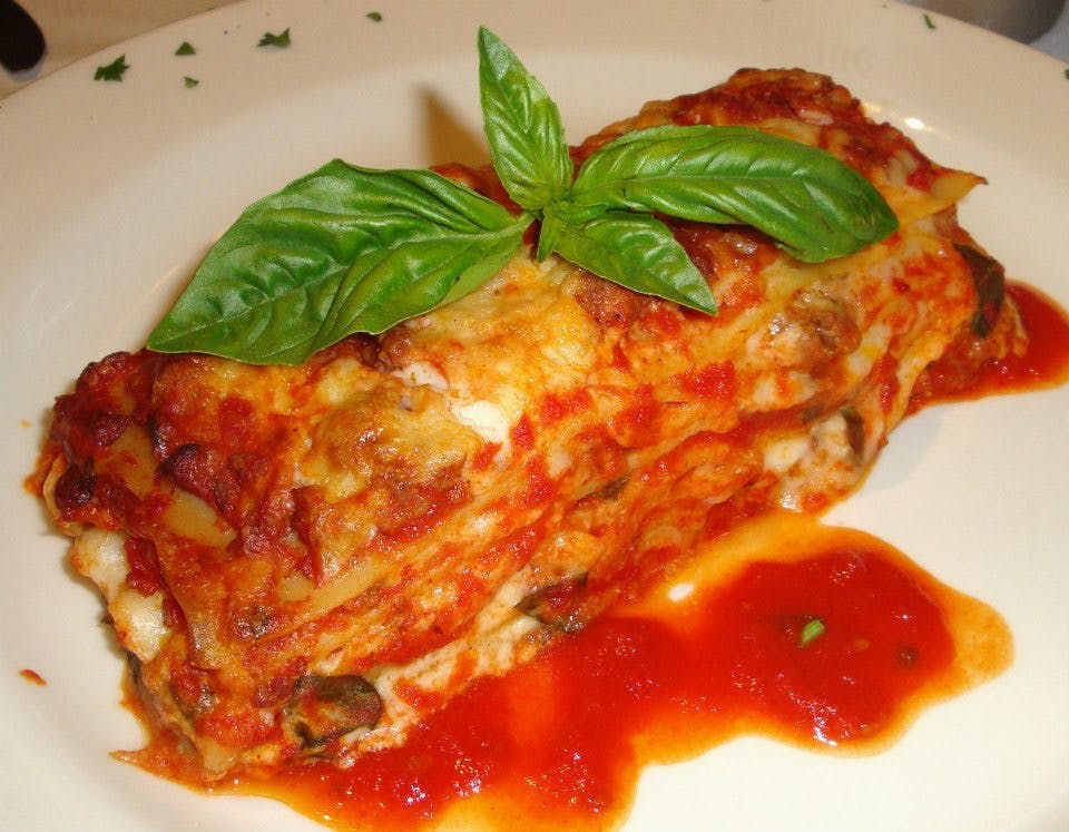 Order Baked Meat Lasagna - Pasta food online from Graziella Pizza store, Flushing on bringmethat.com