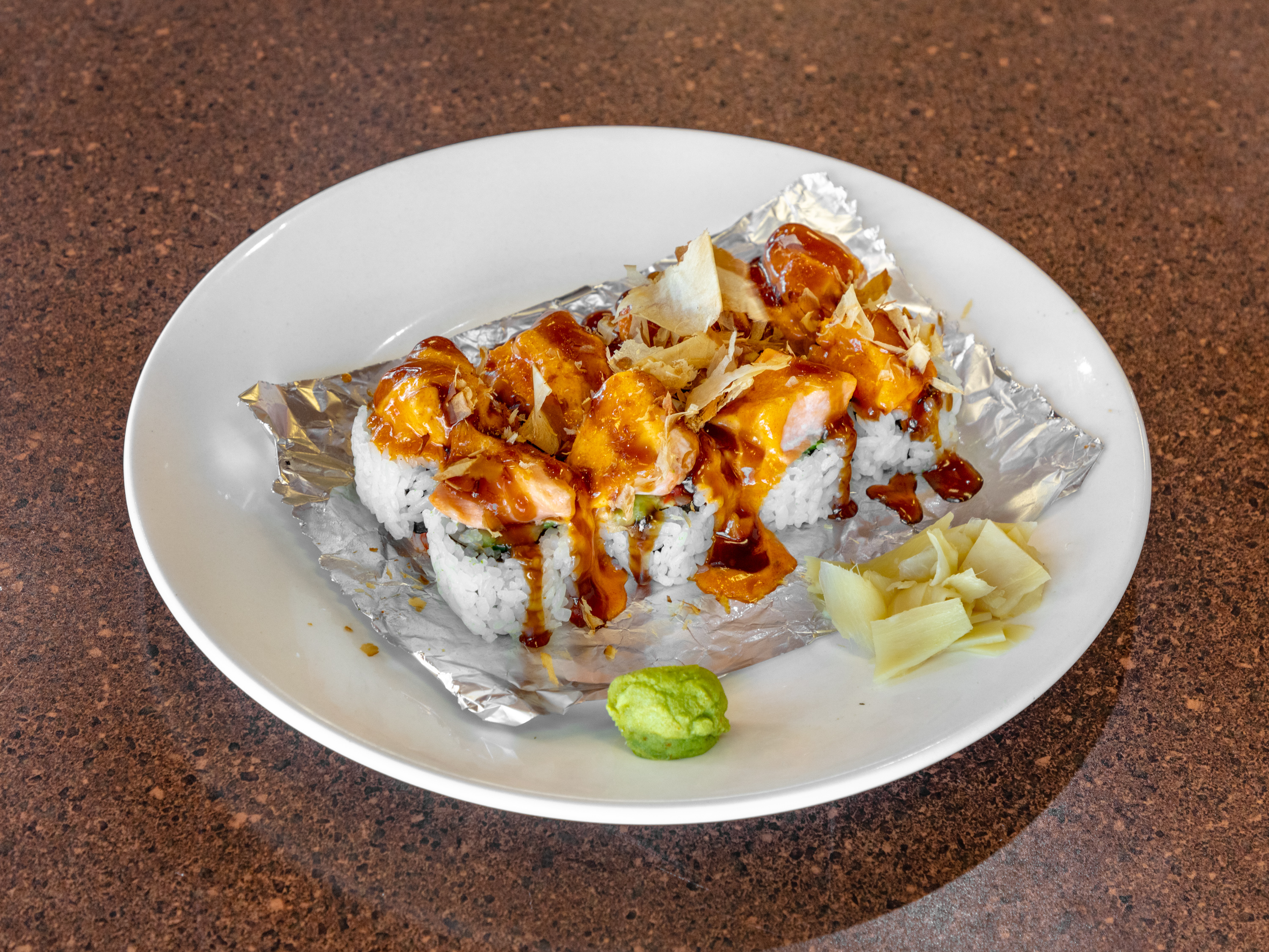 Order SUN DEVIL (SALMON DYNAMITE) ROLL food online from Tokyo House store, Chandler on bringmethat.com