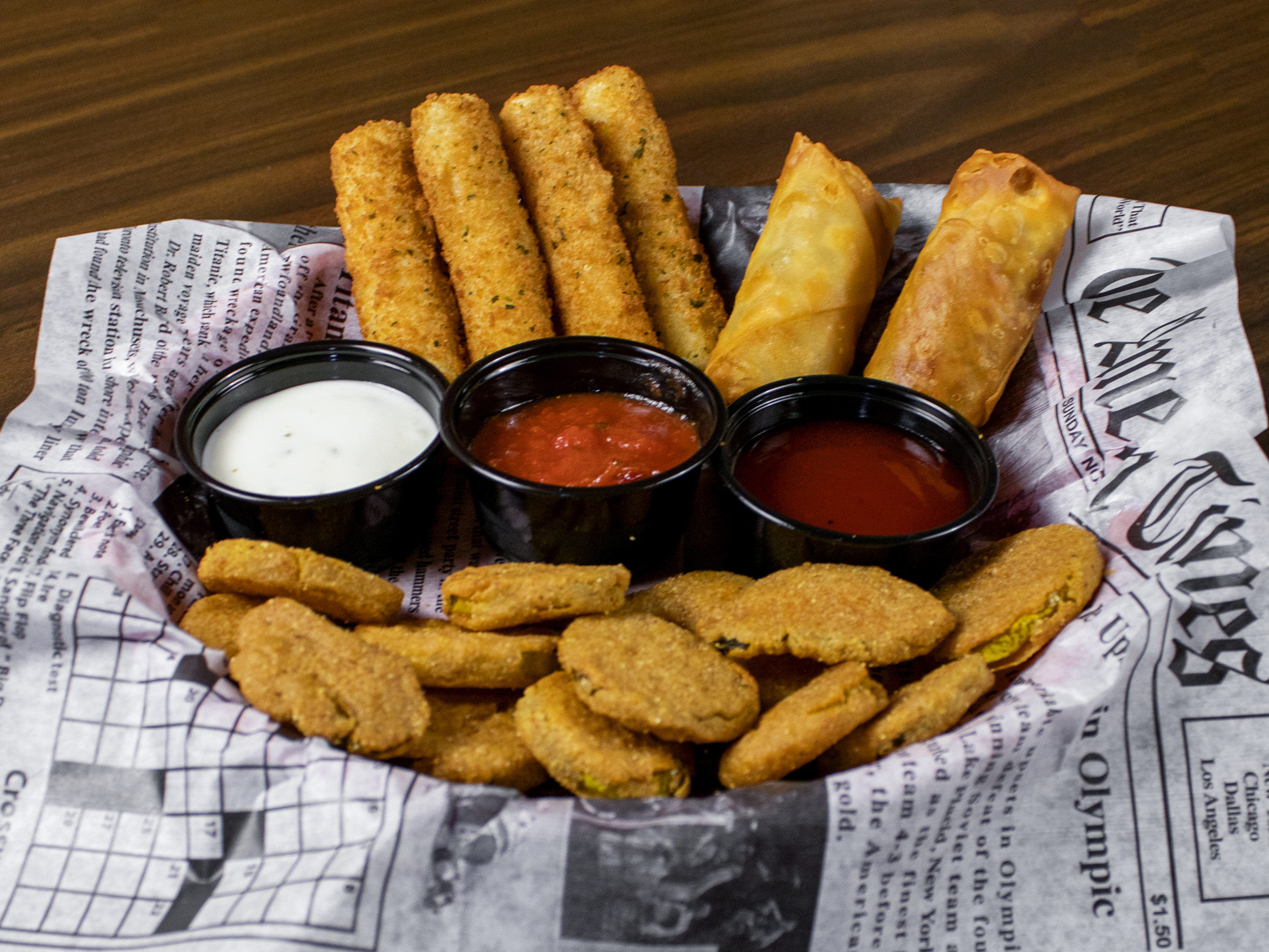 Order Appetizer Combo food online from Dawg House Bar & Grill store, Macon on bringmethat.com
